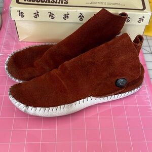 TAOS Indian made Moccasins